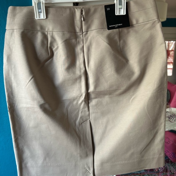 2 NWT Banana Republic pencil skirts size 10 - Picture 3 of 11